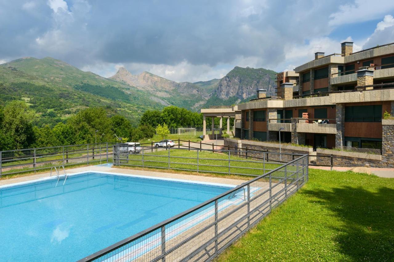 Pena Sabocos II Apartamento Turistico Panticosa Bagian luar foto